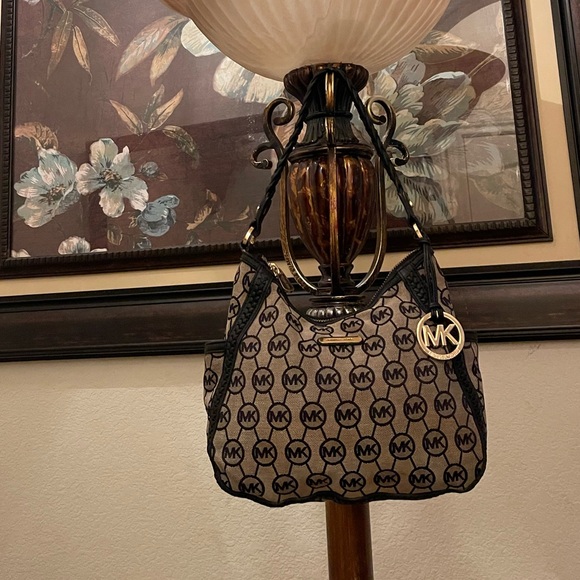 MICHAEL Michael Kors Black and Brown Logo Bag - Picture 3 of 16